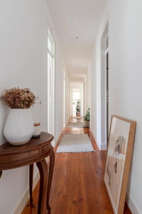 Appartement Casa Flores 4br + Office Space And A/c Lissabon