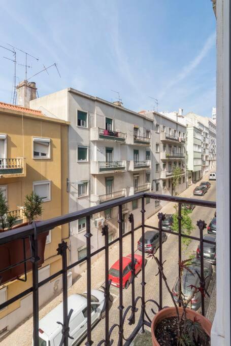 Casa Flores 4br + Office Space And A/c Appartement